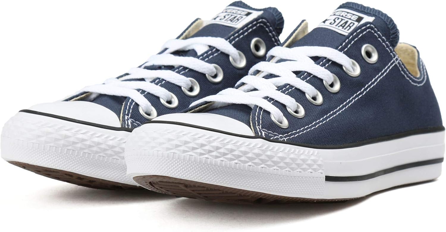 Low Top Sneakers O5091