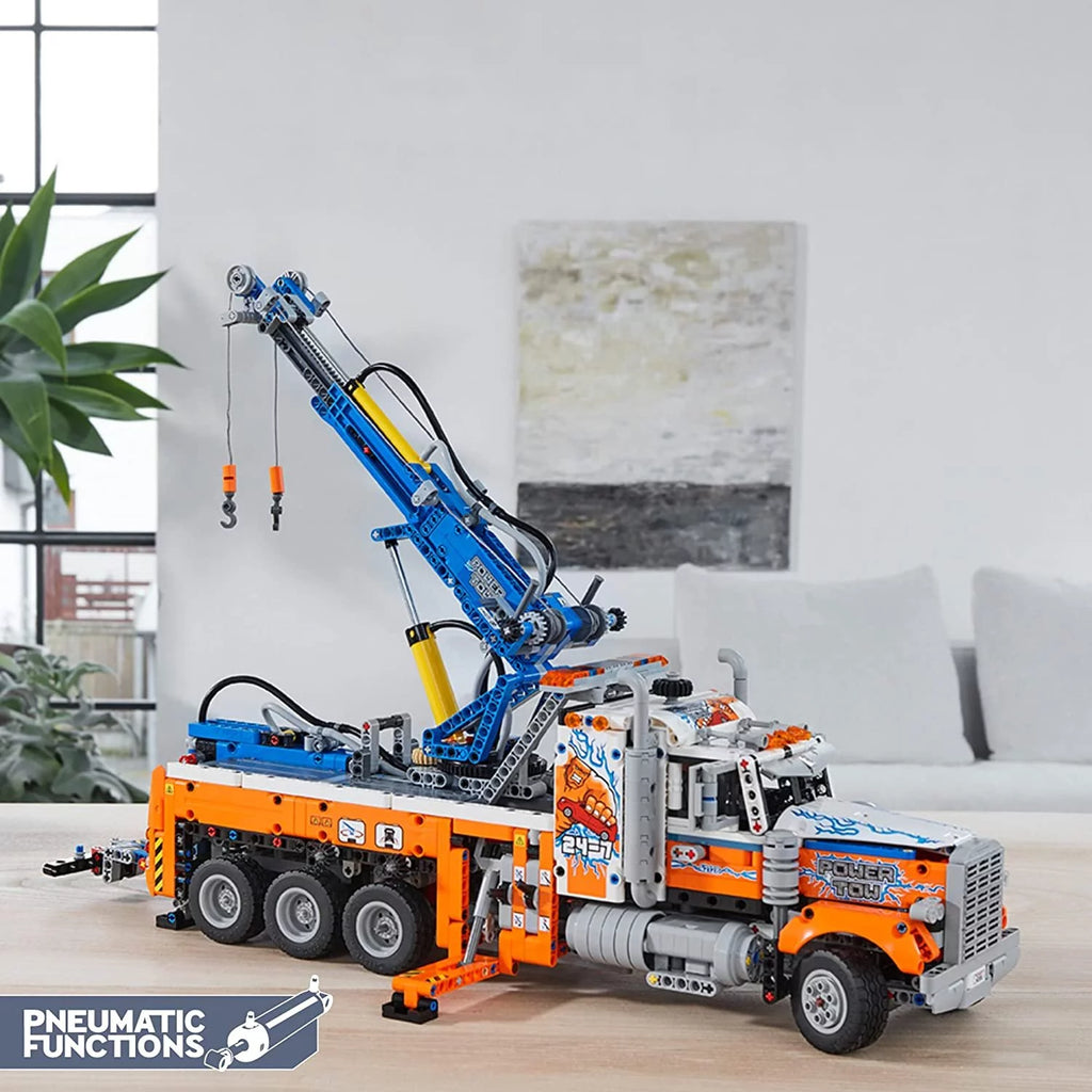 Heavy-Duty Tow Truck with Crane Q6858