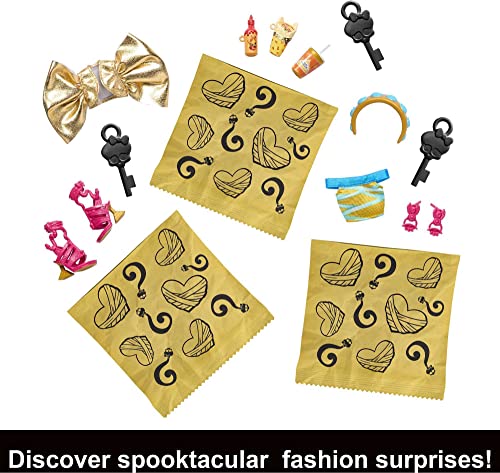 Cleo De Nile Doll & Clothes Accessories Set with Dress-Up Locker U85611