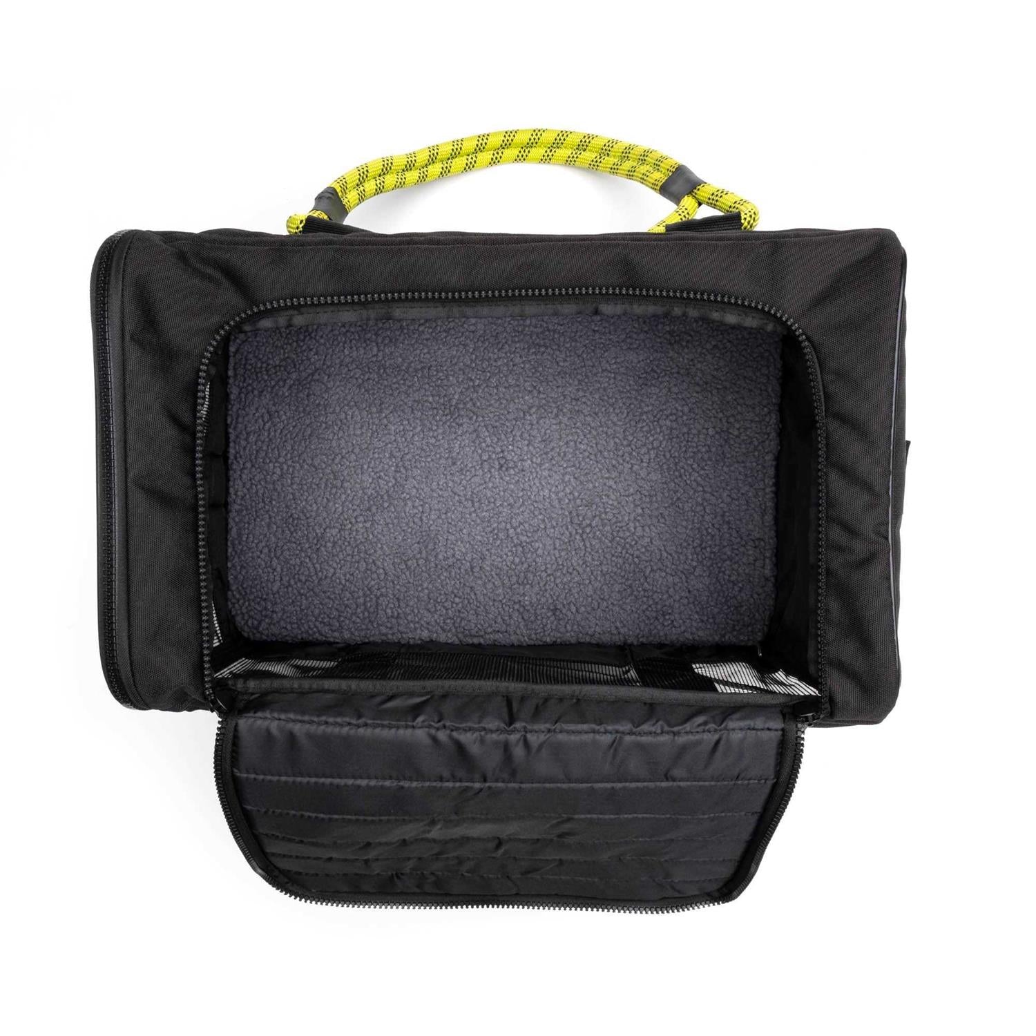 Pet Carrier B537220