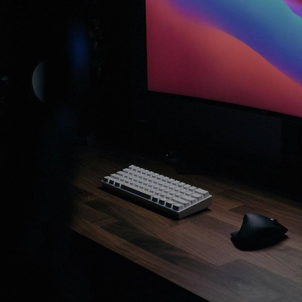 60% Mechanical Keyboard with Bluetooth 5 A852