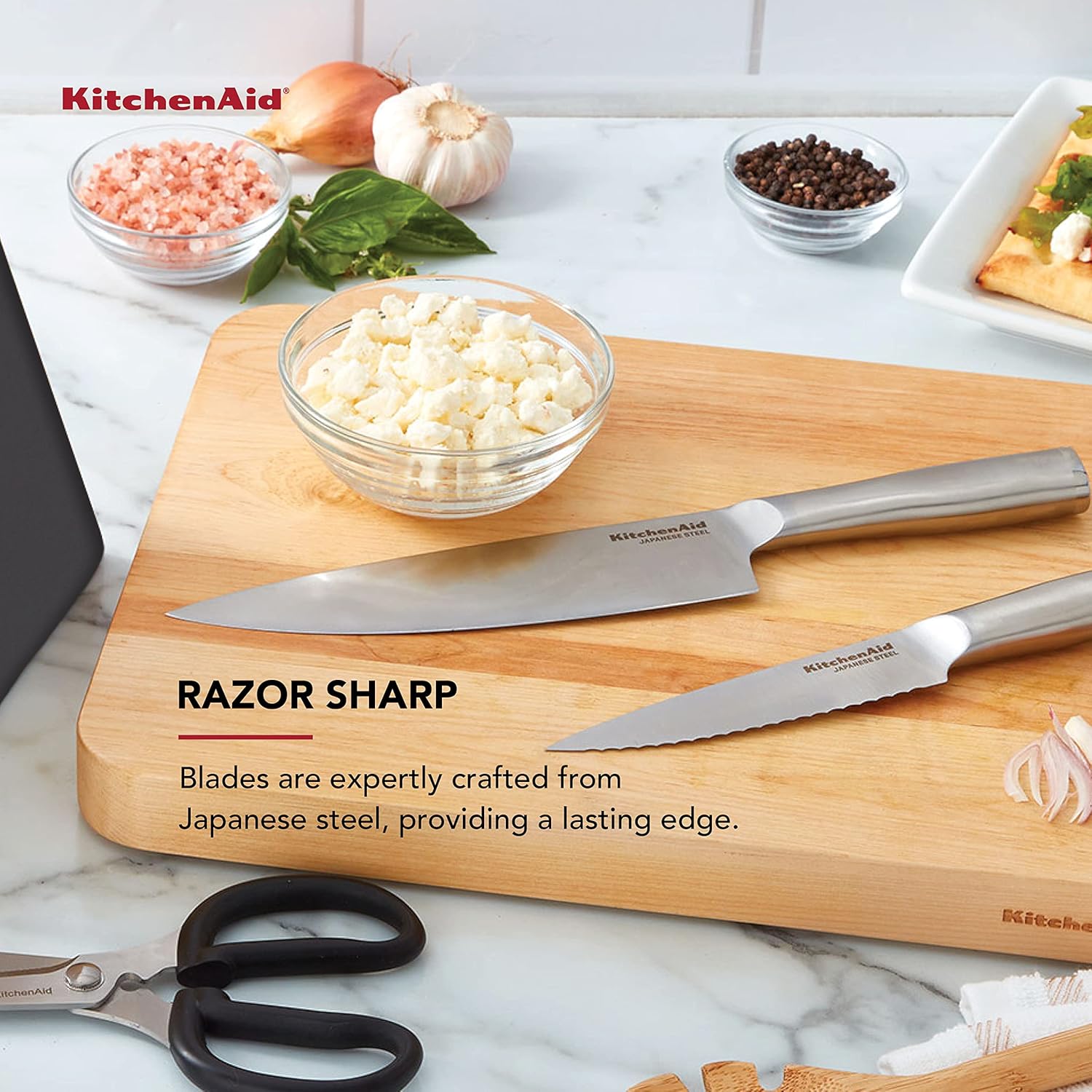 14 Piece Black Stainless Steel Knife Block Set with Built-in Knife Sharpener O357