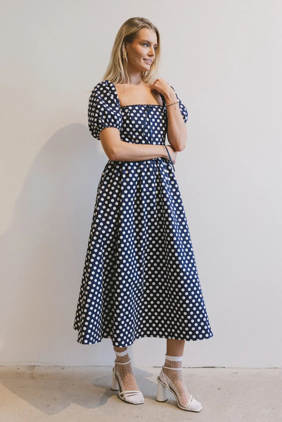 Polka Dot Midi Dress O516246