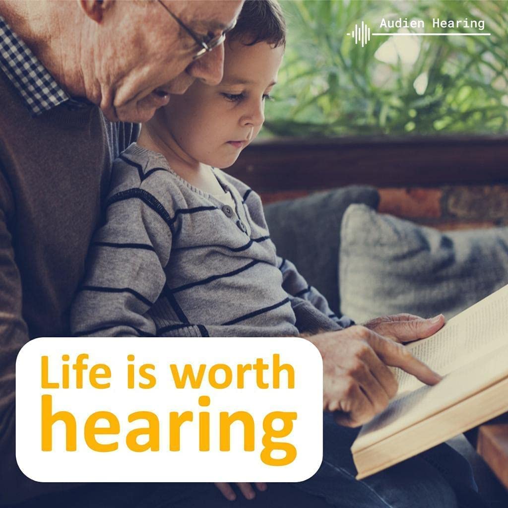 Rechargeable Hearing Amplifier with Accessory Kit R137