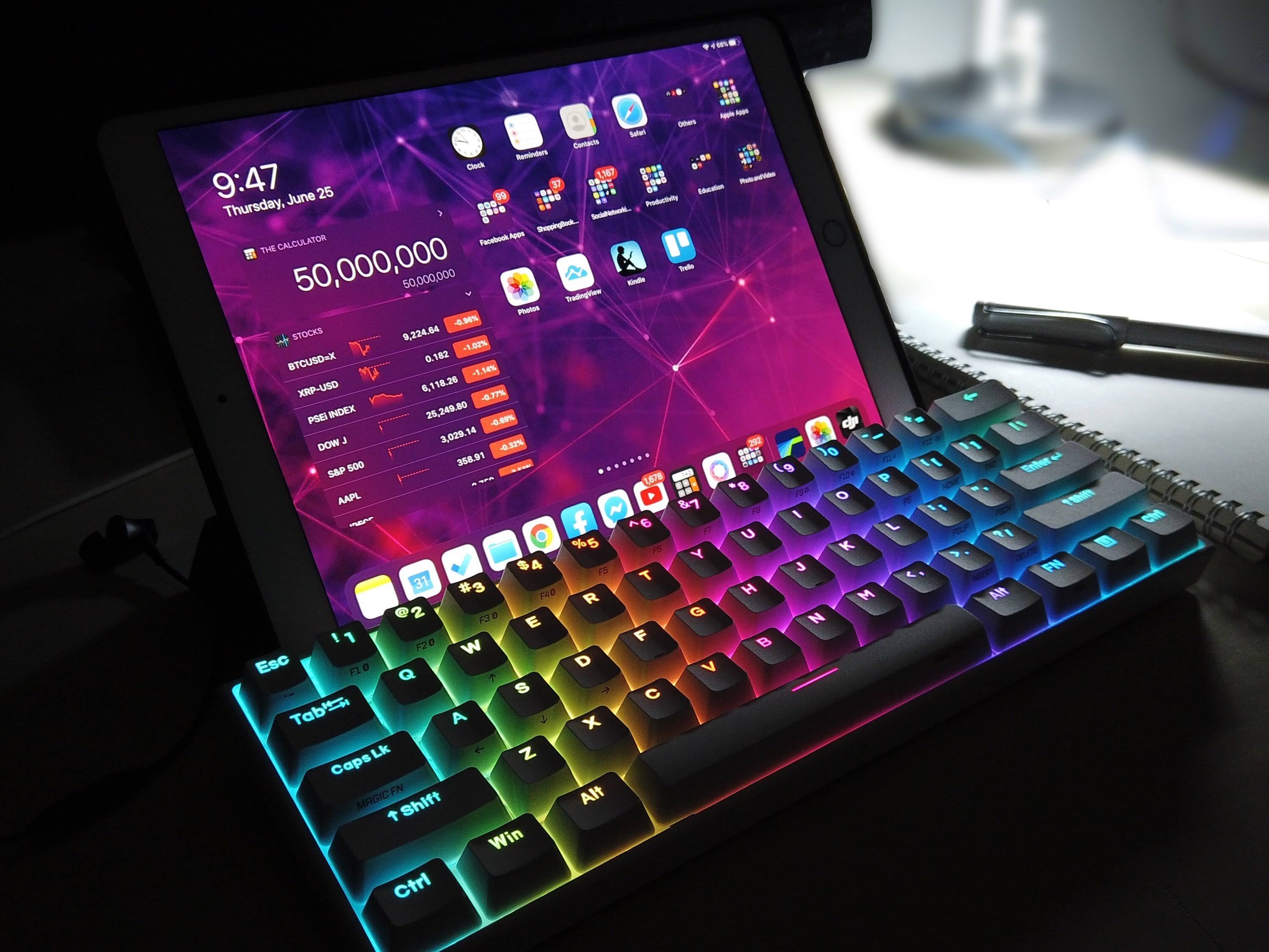 60% Mechanical Keyboard with Bluetooth 5 A852
