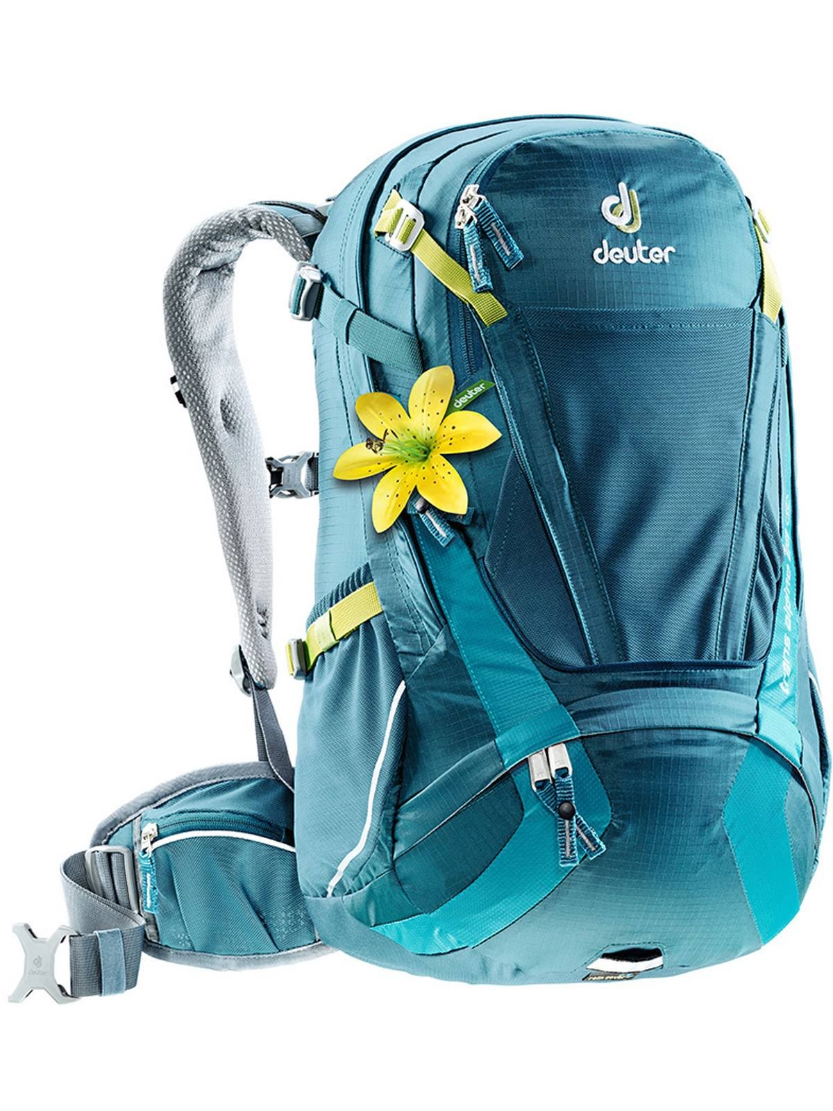 28 L Backpack H44979