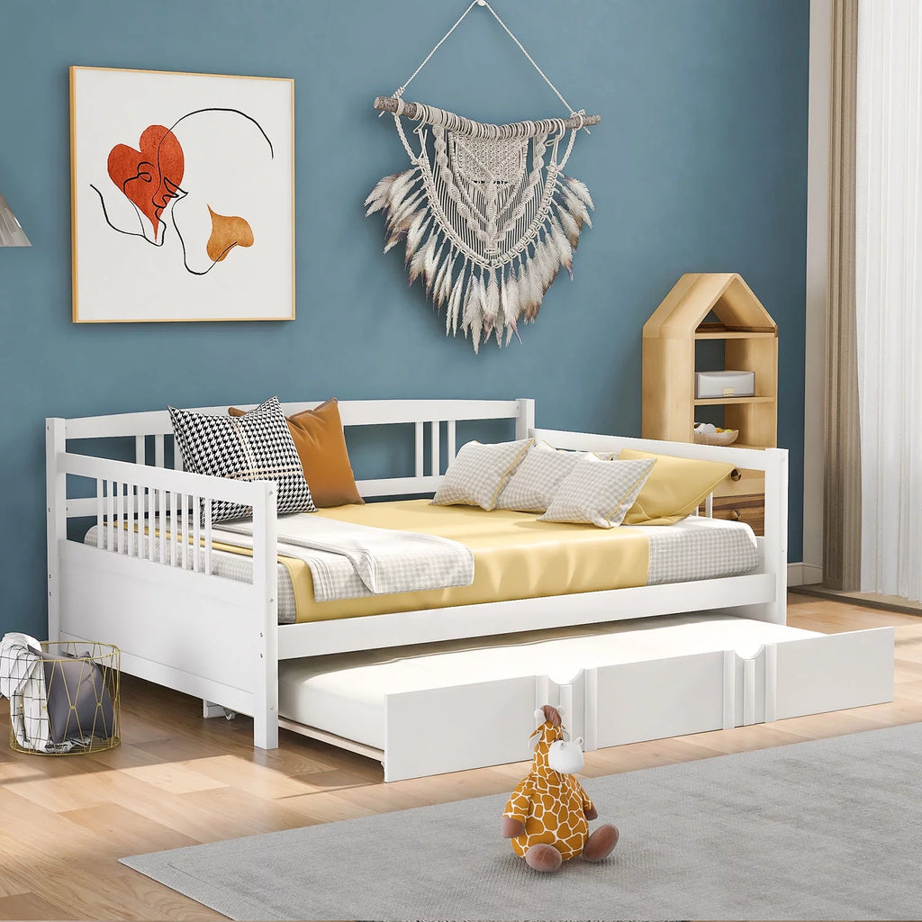 White Full Size Wood Daybed with Twin Trundle J28477