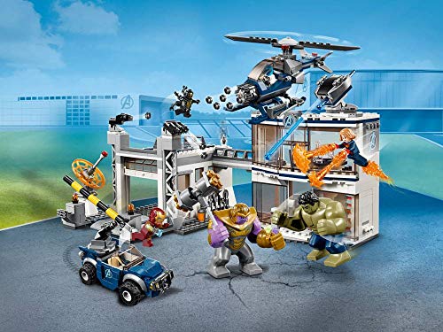 LEGO Marvel Avengers Building Set (699 Pieces) W344