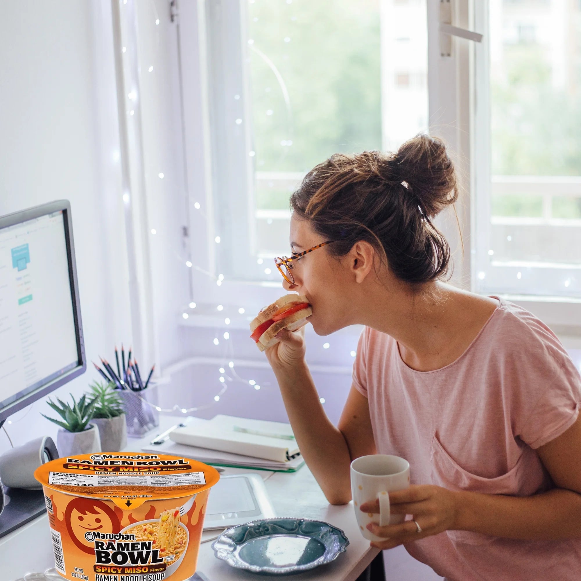 Spicy Miso Noodles Soup 3.38 ounce (6 Count) W84482