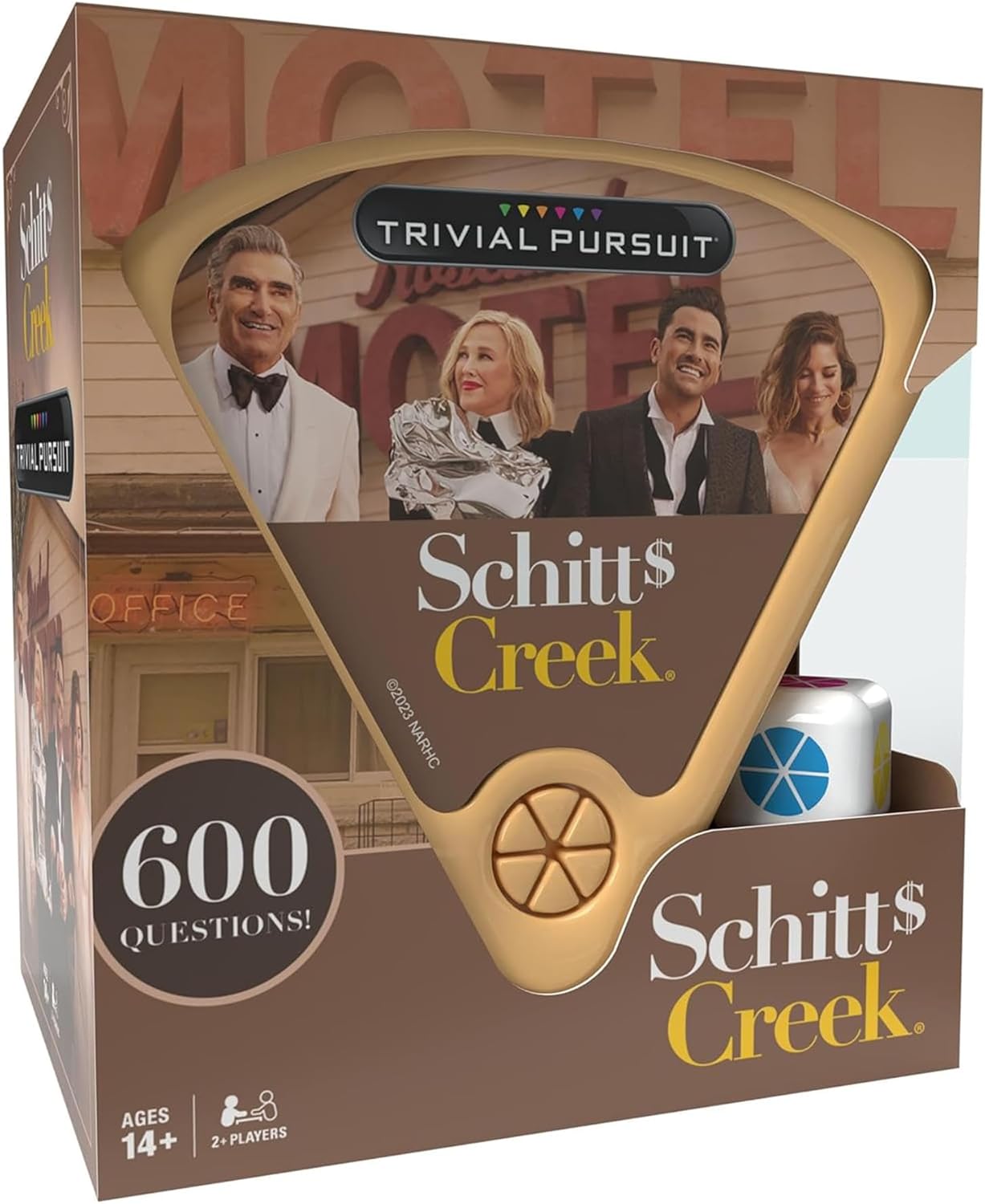 Trivial Pursuit Trivia Game with 600 Questions S8914