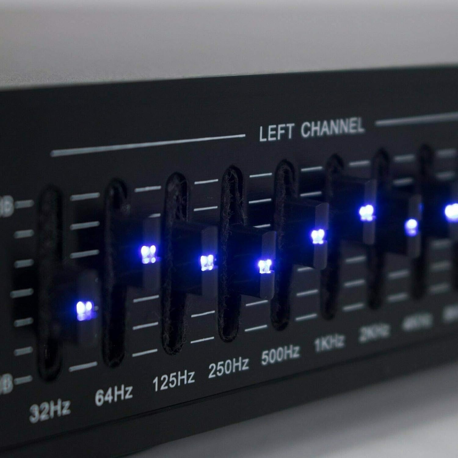 Vocal Effects Processor T72681