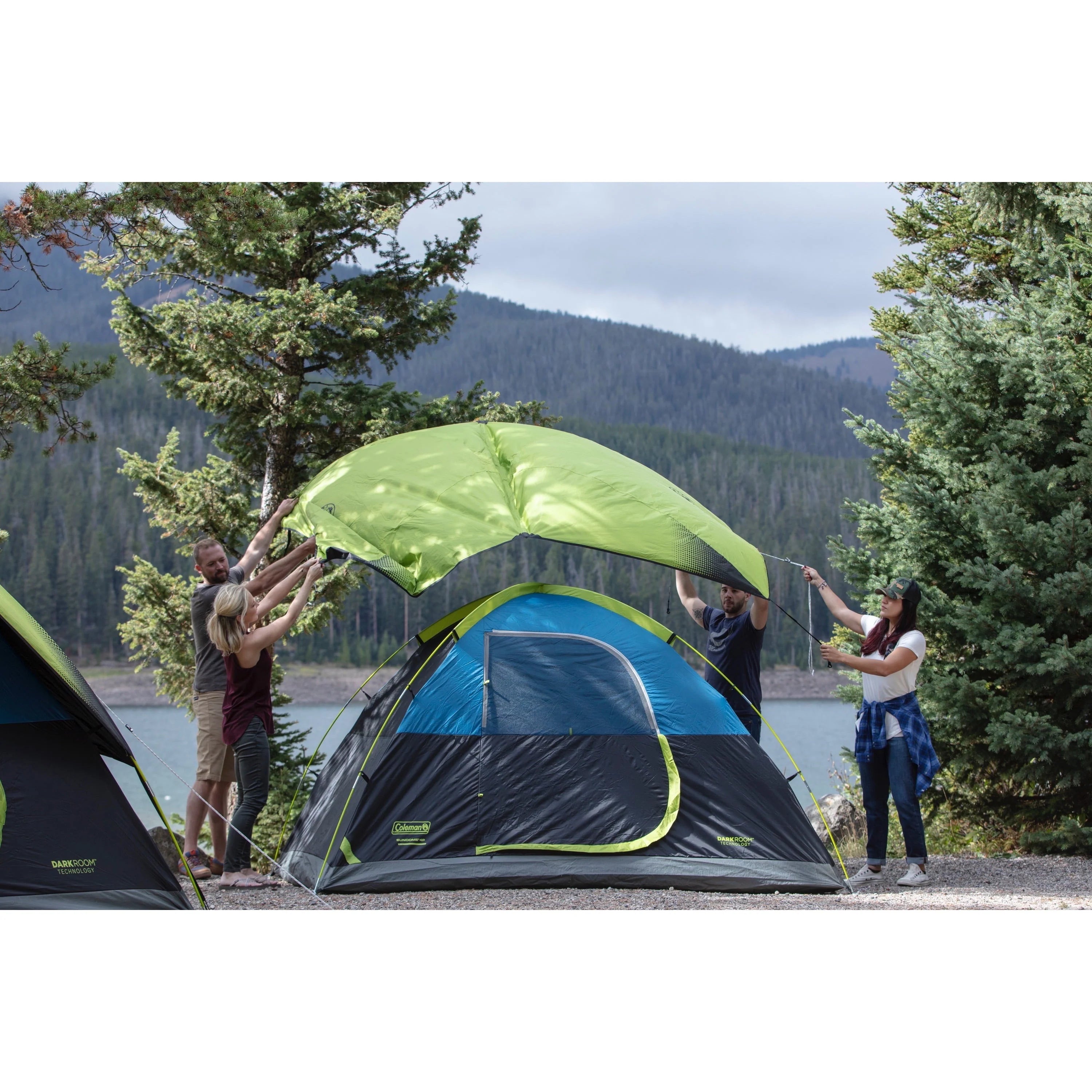 6-Person Dark Room Dome Camping Tent Z7397