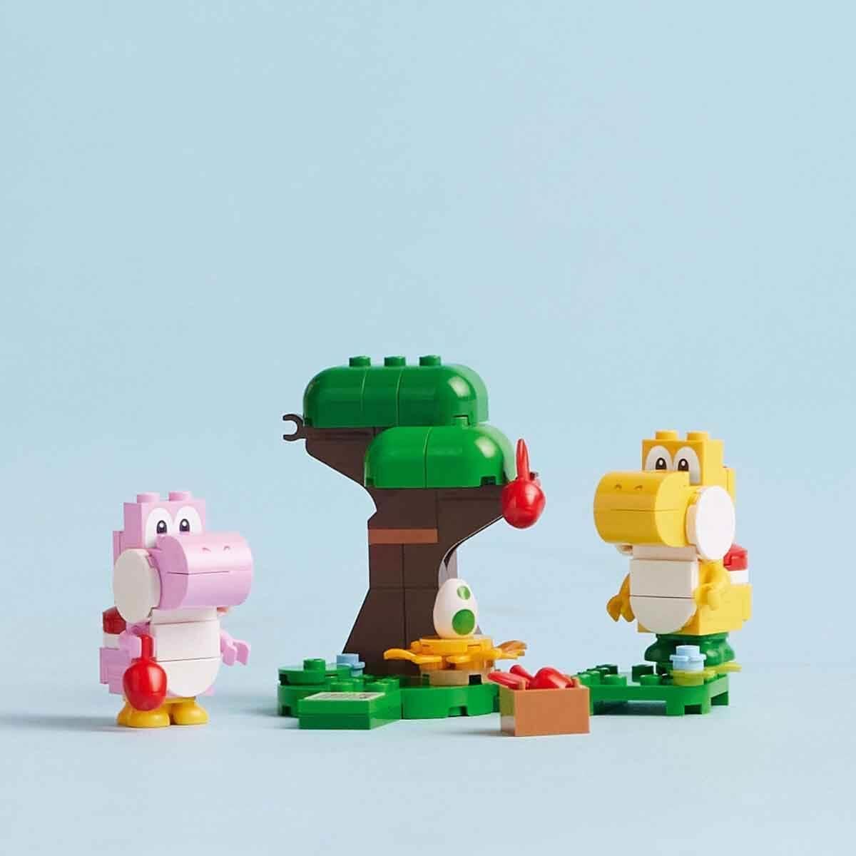 LEGO Super Mario Expansion Set with 2 Yoshi Figures T435279