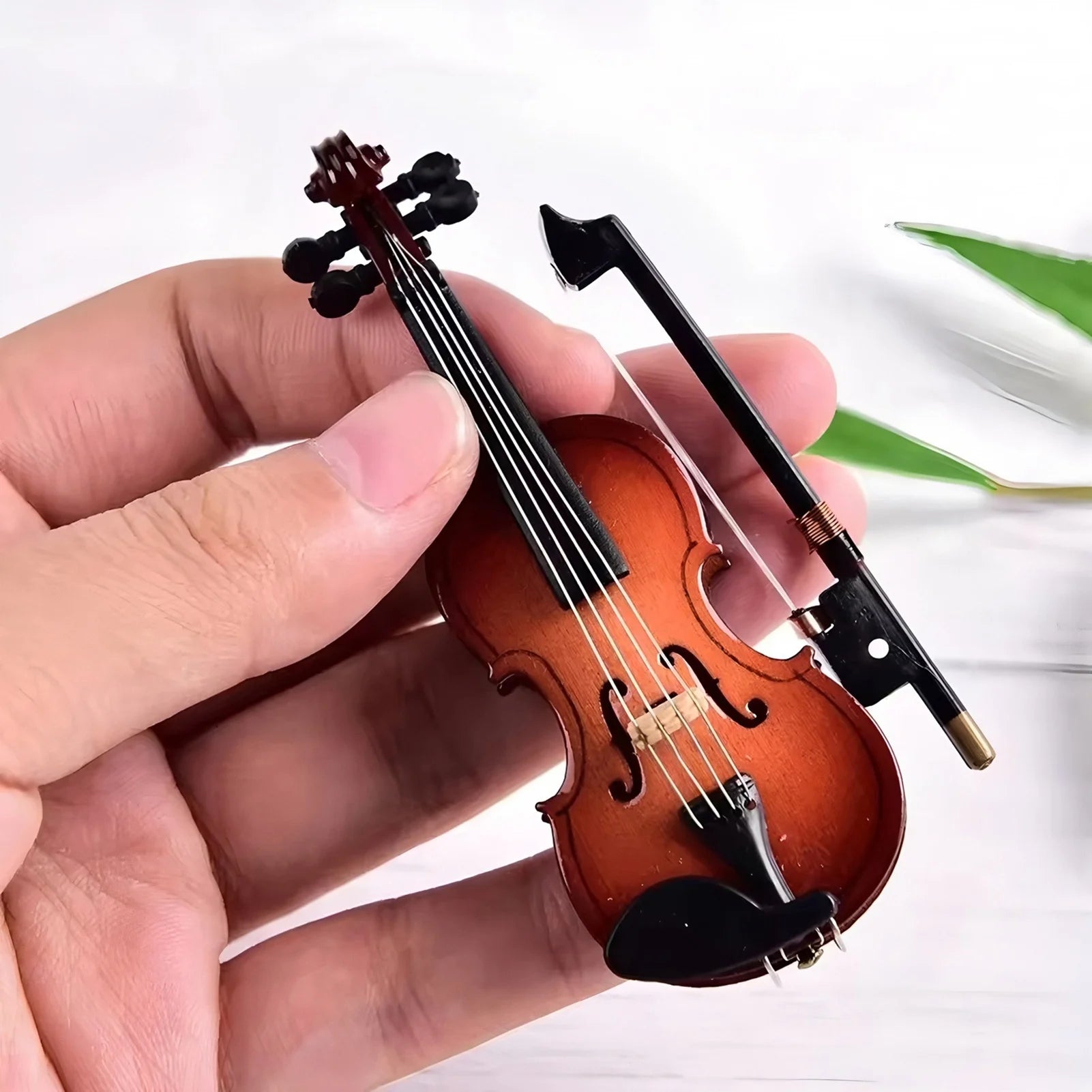 Wooden Mini Violin Model with Stand Playable Tiny Violin Figurine Miniature Musical Instrument Ornament C1709