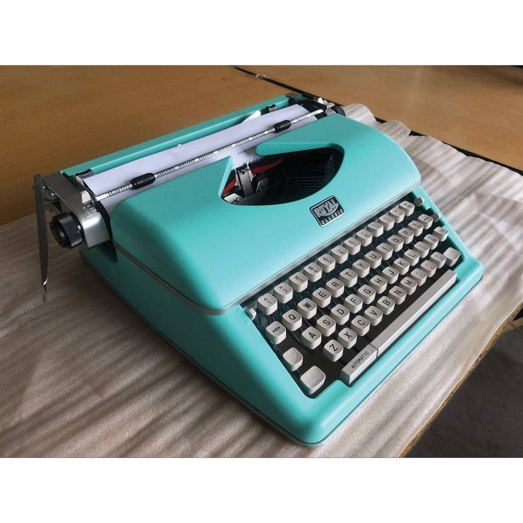 Mint Green Manual Typewriter E1165